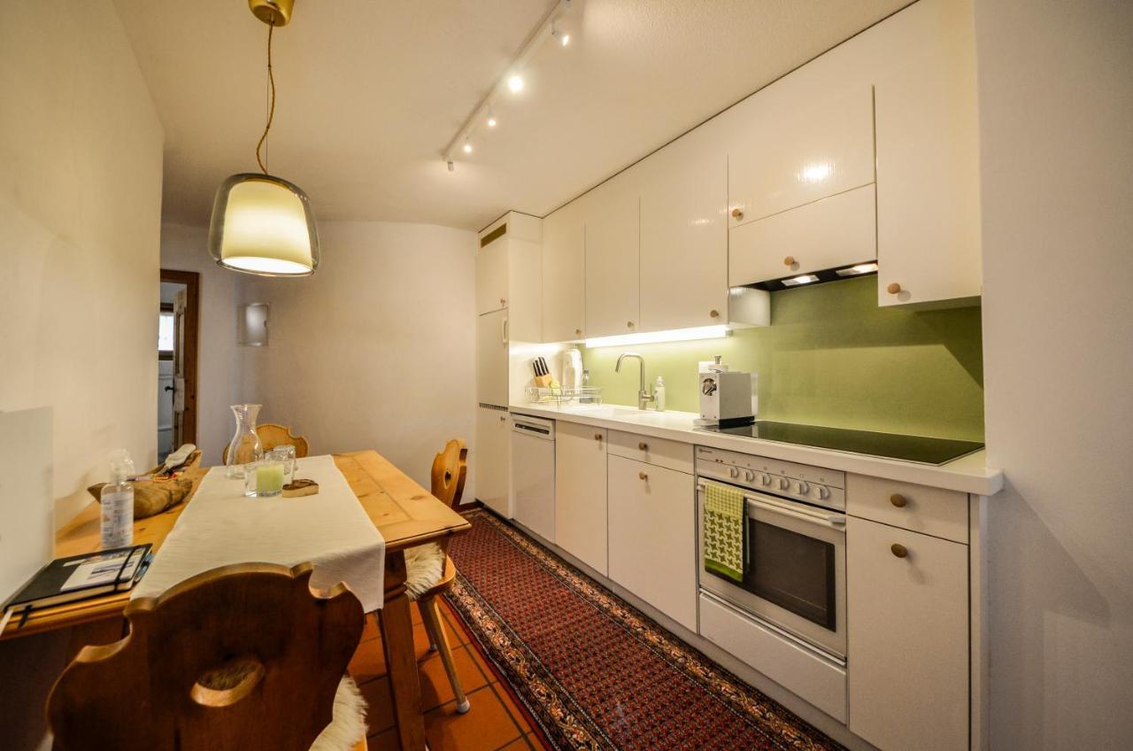 Chasa Curtins Apartment Valchava Exterior foto